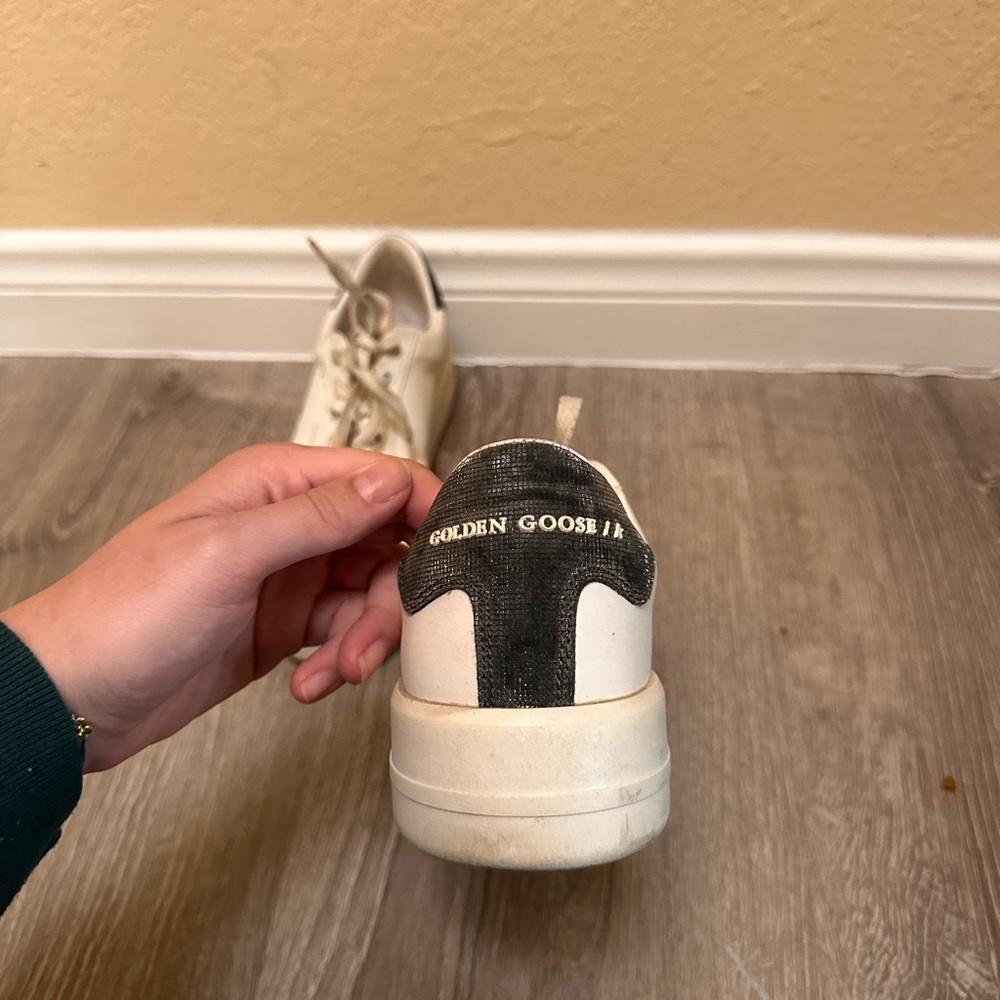 Used Golden Goose Purestar Low Top Sneaker (Women’s) Size 9US / 39EU - Picture 2 of 8